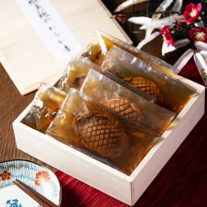 えぞ鮑やわらか煮 6個入り 株式会社招福楼 滋賀県 東近江市 D-E04 えぞ鮑 柔らか煮 鮑 鮑煮 6個入り あわび アワビ 旨味 和食 懐石料理 滋賀県 東近江市 招福楼 贈答品 ギフト お取り寄せ ご飯のお供 高級食材