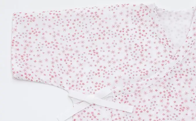 PGガーゼ　ベビー肌着セット 60cm　小花 ベビー用品 ピンク 花柄 女の子 赤ちゃん 短肌着 コンビ肌着 裏始末 サイズ調整 股下ホック 肌に優しい 