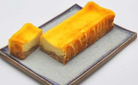 製餡所がつくるベイクドあんチーズケーキ 赤・白 2本セット 【口溶け あんこ ケーキ スイーツ チーズケーキ クリームチーズ 生クリーム てんさい糖 お菓子 岡山県 倉敷市 人気 おすすめ】
