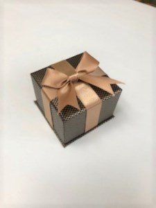 プラチナ900　ダイヤモンドリング　AZR-27