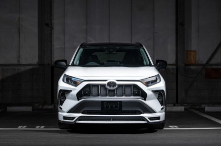 【ソナー付車用】 【トヨタ 50系 RAV4】 ラヴライン フロントグリル （AES製） 【つや消し ブラック仕様】  2411-4810 自動車 車 パーツ カスタム TOYOTA RAV4 MXAA54 AXAH54