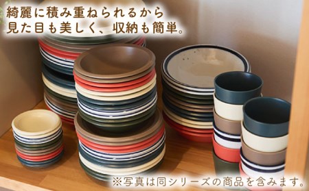 【美濃焼】AirStack 7形状セット（レッド）【丸利玉樹利喜蔵商店】食器 プレート ボウル パスタ皿 カレー皿 ケーキ皿 取り皿 薬味皿 小皿 煮物鉢 取り鉢 サラダボウル 食器セット 一式 新生活 軽い スタッキング シンプル レッド 赤 レンジ対応 食洗機対応 送料無料 [MCC024]