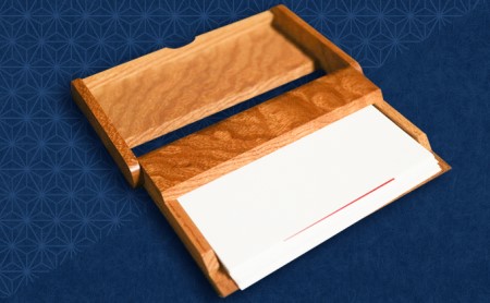 天然銘木　欅【ケヤキ】上杢　名刺入れ　 雑貨 日用品 