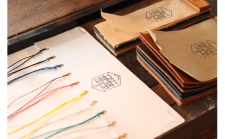 【OND WORK SHOP】イタリアンレザー 「キーケース牛革 本革 二つ折り コンパクト 手作り【長野県 信濃町 ふるさと納税 】