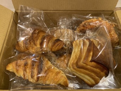 IC-02　国産小麦の冷凍おまかせパンセット11種・16個