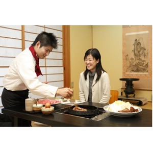 (冷凍) 大和榛原牛 すき焼き用 霜降り もも 600ｇ ／ うし源本店 ふるさと納税 黒毛和牛 A5等級 手土産 父の日 母の日 奈良県 宇陀市 お中元 贈答用 贈り物 暑中見舞い お土産 お土産 お歳暮 内祝いまとめ買い 美味しい部位 