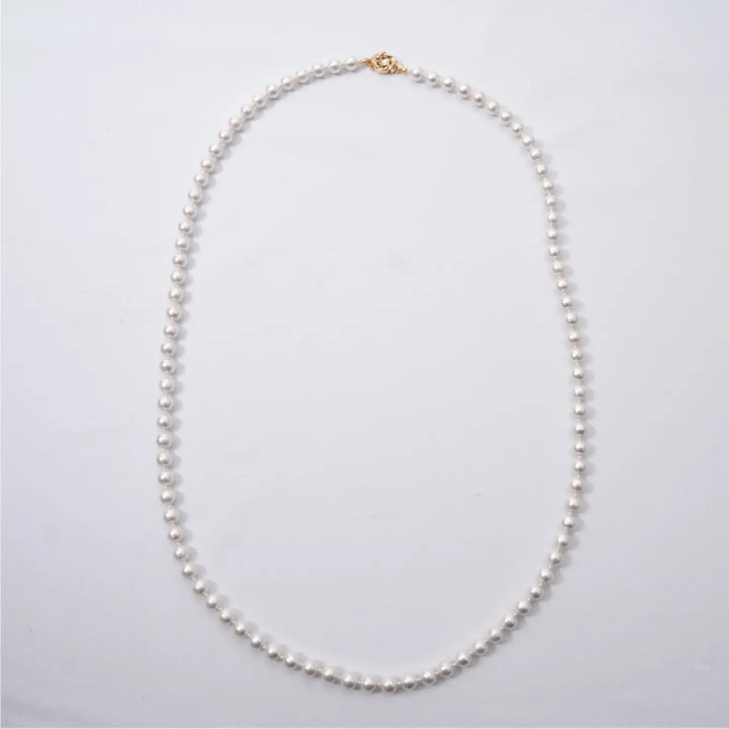 コットンパール「ホワイト」ロングネックレス(金具ゴールド)