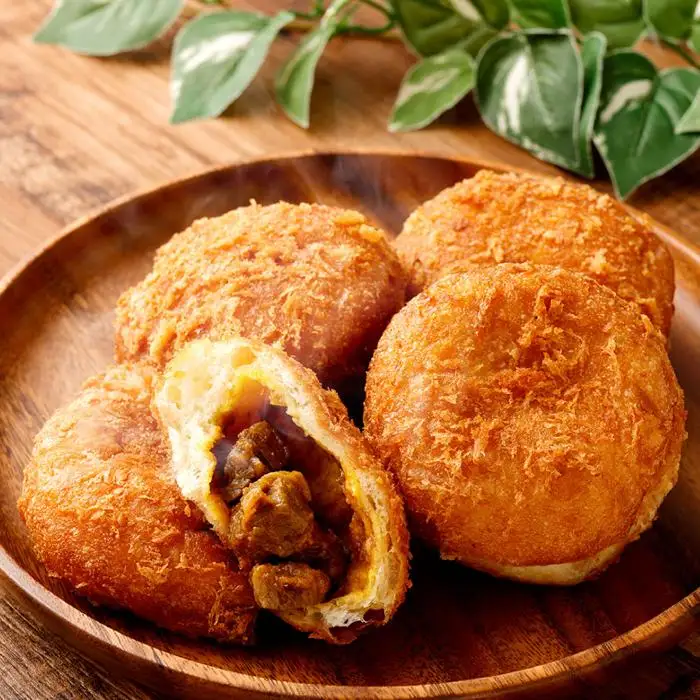 神戸のカレー屋マンドリルが作る 牛すじカレーパン４個セット