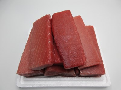 神奈川県漁連 三崎まぐろ 2kg【 お徳用 】 不揃いサク M077-009 冷凍 マグロ