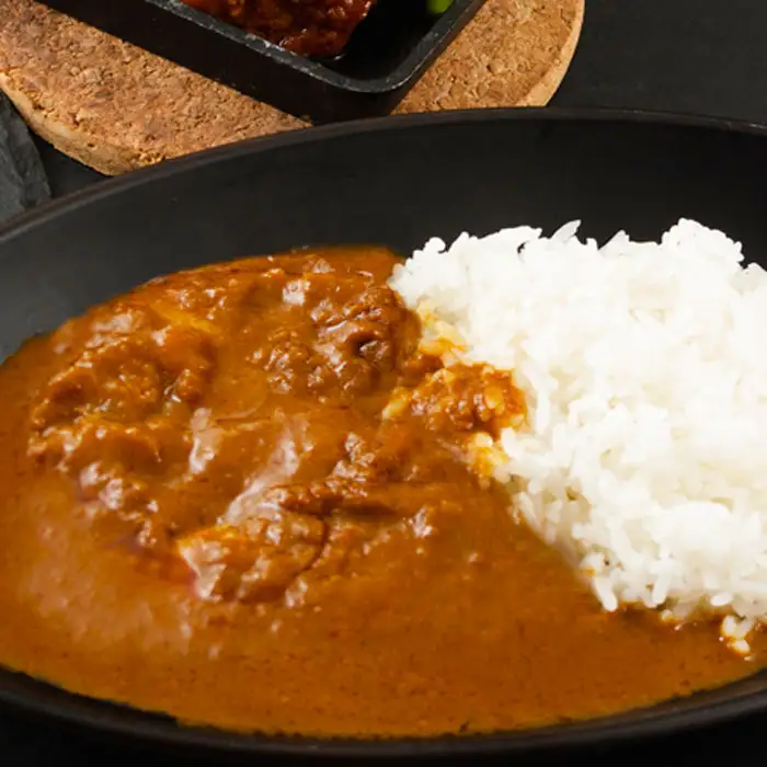 【おうちごはんシリーズ 温めるだけの惣菜セット】レトルトカレー・ハンバーグ・チキン希少なお肉 くまもとあか牛を使用した贅沢ハンバーグ4個 高原野菜の甘みたっぷりチキンカレー 熊本ブランド和牛 赤牛 あか牛 あかうし レトルト トマトソース デミグラスソース あか牛ハンバーグ チキン スモークチキン レトルトカレー くまモン 簡単 人気 贈り物 洋食