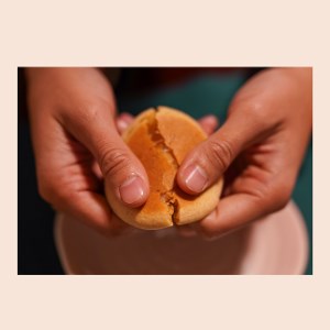 銘菓に旅する逸口香♪三種の味くらべ（20枚入り）：B100-033