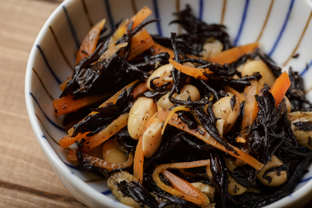 瀬戸内呉 倉橋島 磯の香りセット＜ワカメ・ひじき＞ 広島県産 国産 乾燥わかめ 乾燥ひじき チャック付き 海藻 乾物 食物繊維 ミネラル 鉄分 常備食 広島県 呉市 ku065-004-r