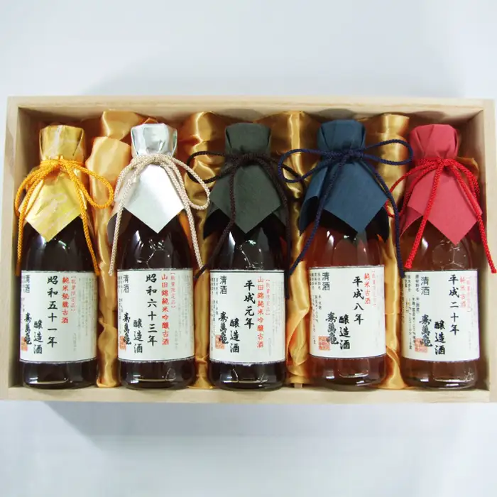 【寿萬亀-亀田酒造-】秘蔵の古酒『古酒 寿萬亀』180ml×5本セット　[1500-0001]