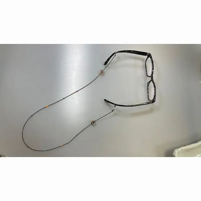 紫陽花のメガネチェーン