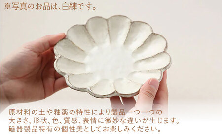 【美濃焼】リンカ 15.5プレート ペアセット 黒練×空練【カネコ小兵製陶所】【TOKI MINOYAKI返礼品】食器 ケーキ皿 副菜皿 取り皿 ランチ ディナー ティータイム ギフト プレゼント シンプル おしゃれ [MBD176]