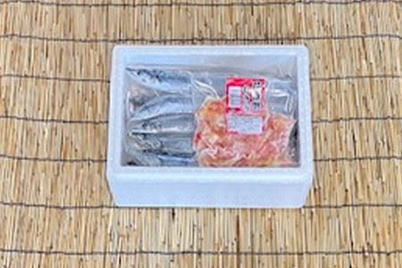 【北海道根室産】花咲かにむき身300g×1P、冷凍生さんま5尾×3P B-76009