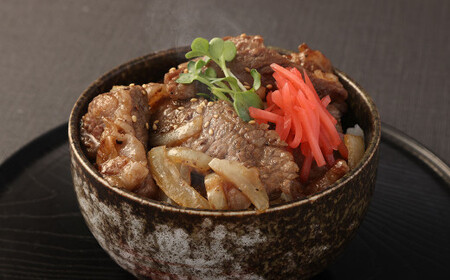 【4ヶ月定期便】熊本県産 黒毛和牛 焼肉 カルビ 切り落とし 合計 2,400g 600g 300g×2パック 和牛 牛肉 肉  バーベキュー 炒め物 国産 九州産