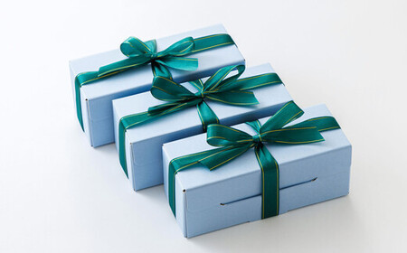 クランツ国誉店の濃厚チーズケーキ 200g×3本 冷凍 北海道_北海道 釧路町の老舗洋菓子店 クランツ国誉店 お菓子 人気 スイーツ ケーキ 冷蔵 プレゼント デザート 菓子 贈答用 贈答品 ギフト クリスマス クリスマスケーキ バレンタイン ホワイトデー 北海道 釧路町 釧路超 特産品 _【配送不可地域：離島】【1422886】