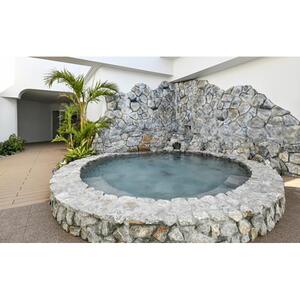 【ふるさと納税】【レクー沖縄北谷スパ＆リゾート】ご宿泊券　スーペリアルーム（メイン棟）１～4名様1泊朝食付  | 沖縄 旅行 ホテル チケット 人気 送料無料