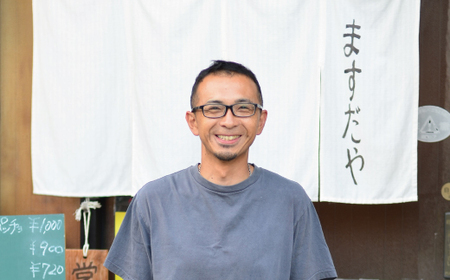 26-989．【毎月数量限定】クセになるおいしさ！カツオのスモーク2～3節(約5～6人前　約500ｇ)