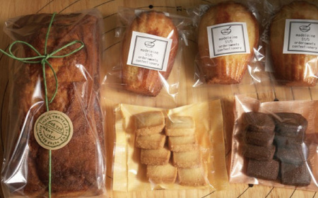 26-748．S1/5 アーモンド香るパウンドケーキと定番焼き菓子のセット