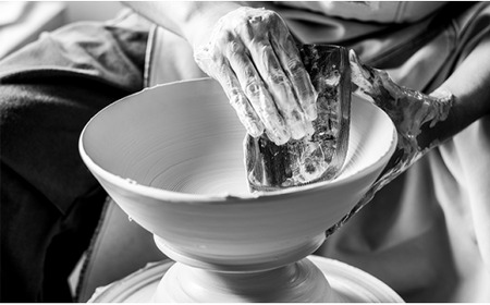 白磁釉滴飯碗(中) 井上祐希作 (井上萬二窯) 有田焼 お茶碗 ご飯茶碗 飯碗 35000円 3.5万円 A35-389