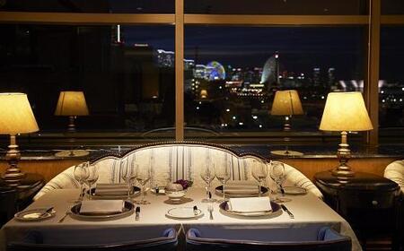 ホテルニューグランド マッカーサーズスイート　ペアご宿泊券（1泊2食付、夕食：フレンチディナー、館内ツアー付） ABU0005