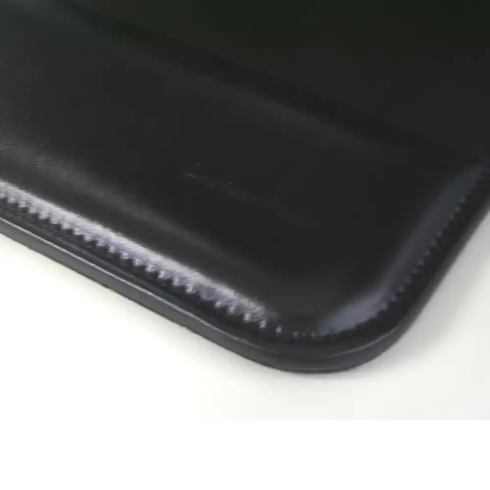 リストレスト付きの本革マウスパッド（ブラック）