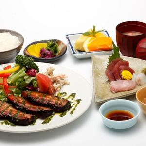 熱海ゴルフ倶楽部　平日2名様ゴルフプレー・熱海倶楽部迎賓館ホテル　宿泊券 1泊3食付