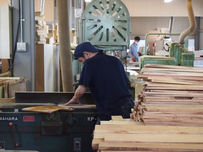 【シャーレ　チェリー】持ち歩きにも便利な茶筒のような形状　国産　建彦木工　直径67mm×22mm【栃木県足利市】 F7Z-704