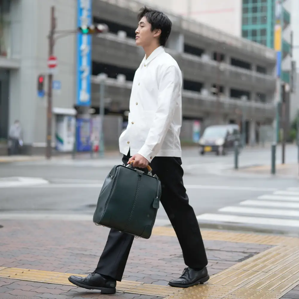 豊岡鞄 YOUTA エルク 3WAY 縦ダレスバッグ（YK3ME）ダークグリーン