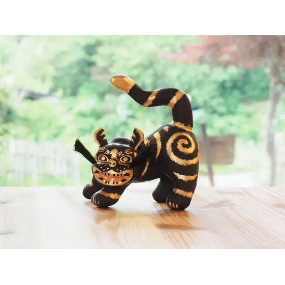 【ふるさと納税】腰高とら（こしだかとら）セット Sサイズ 金黒・黒金 伝統工芸品 張り子 干支 寅年 手づくり 縁起物 魔除け おしゃれ 置物 インテリア おもちゃ 人形 民芸品 