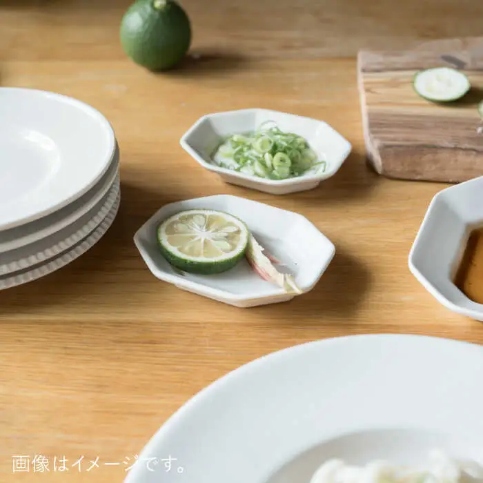 【波佐見焼】八角豆皿 白マット釉 2枚セット 食器 皿【イロドリ】[KE40] 波佐見焼