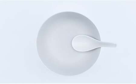 有田焼 究極のラーメン鉢 Colors グレイ レンゲ付【まるぶんオリジナル】食器 器 うつわ 麺鉢 ラーメン鉢 丼 丼ぶり どんぶり シンプル おしゃれ マット くすみカラー 灰色 電子レンジ対応 aw033