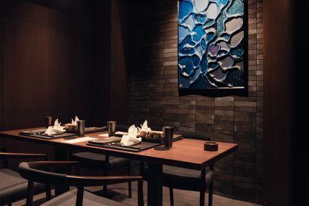 【麻布十番】Brochette KUSHIAGE TOKYO 特産品ディナーコース（串揚げ10本） 4名様（1年間有効） お店でふるなび美食体験 FN-Gourmet1050211