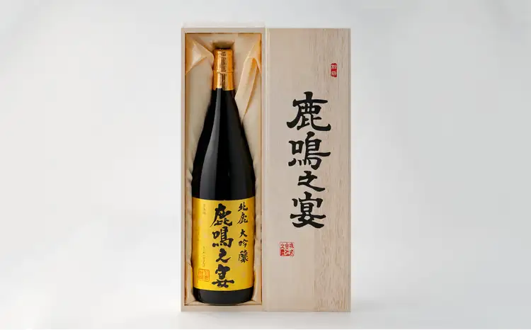 北鹿大吟醸鹿鳴之宴1.8L　230P4001【筒井商店】