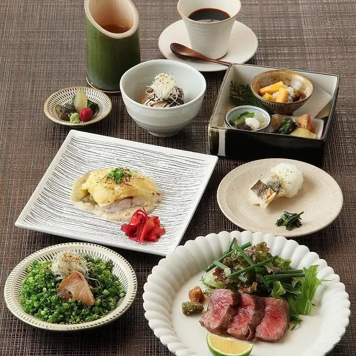 東京・有楽町で味わう坐来大分 贅沢 お食事券「豊山」1名様分