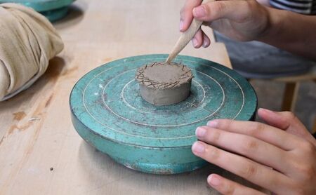 海の京都 陶芸体験 チケット 手びねりorろくろコース選択可 AIKACRAFT【2名様～】ギフト 陶器 体験 手作り 思い出 食器 皿 器 日本製 焼き物 京都 myz00 myz11 myz15