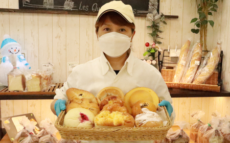 39210-142-0003．sakura ville 生食パンと人気パン詰め合わせセット