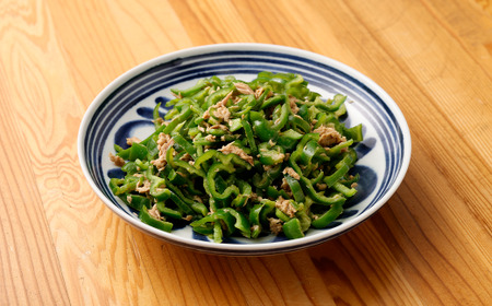 AY-2 丸ごと食べられる！波崎ジャンボピーマン　4kg（約70個入り） 野菜 やさい ピーマン おかず 炒め物 丸焼き 国産