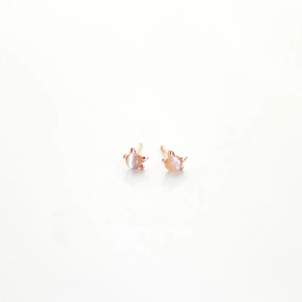2way　ピアス　小さめ　さりげない　猫モチーフ　紫陽花　ピンク　猫好き　ミニピアス　かわいい　おしゃれ　プレゼント　ギフト　パール　あじさい　アクセサリー