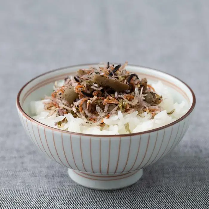 【ふるさと納税】【無添加・アミノ酸不使用】生ふりかけ  (澤田食品) 公式通販限定 5種食べ比べセット いか昆布 梅ちりめん さばひじき おかかひじき のり塩わかめ 各1パック