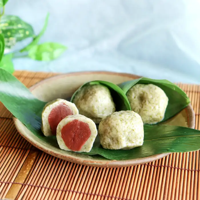 奥出雲麩餅15個セット（5個×3パック）【季節限定 ふもち お麩 お餅 和菓子 茶菓子 小倉 こしあん 青のり 贈り物 ギフト プレゼント 冷凍 おやつ お土産】