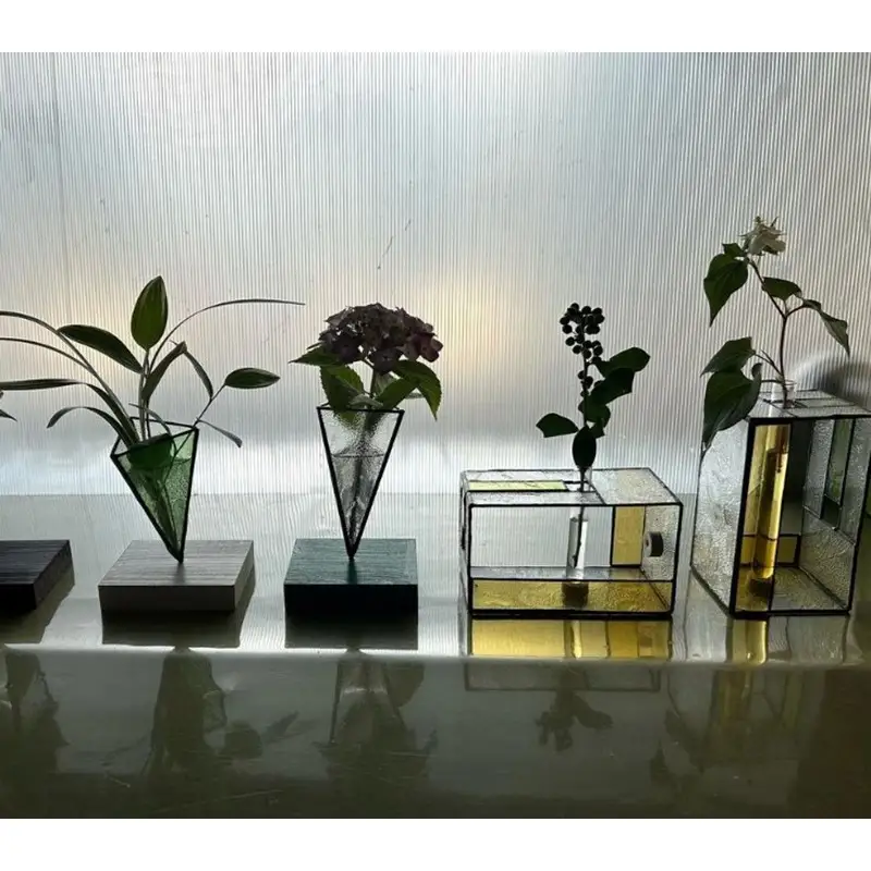 花器 花瓶 三角錐 一輪挿し｜花瓶
