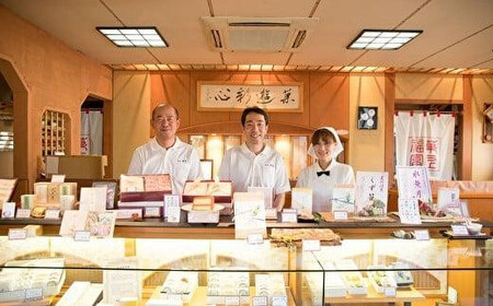 和菓子 「ばら最中」1箱と「ばらの香り」バニラ味4枚・抹茶味4枚 [BAFI002] 和菓子