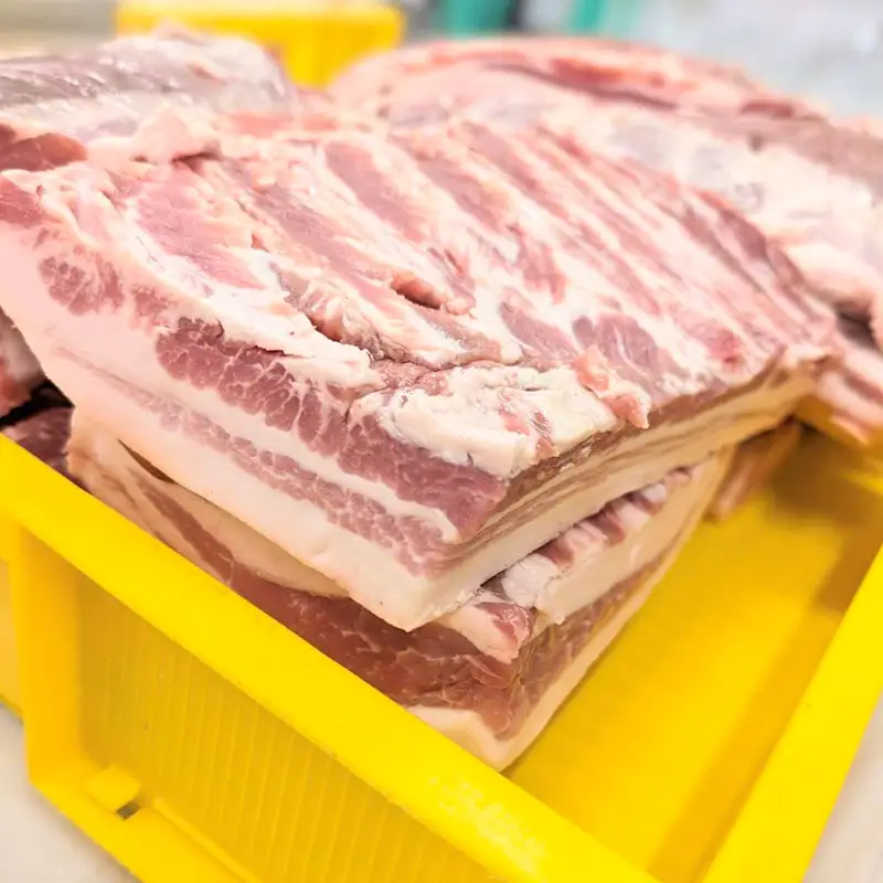 肉の中村特製 山形県産 牛肉 豚肉 3種食べ比べセットA 500g(山形牛リブロース特製赤味噌漬け 300g 山形豚の角煮 100g 山形豚チャーシュー100g) 保存料・着色料不使用 冷凍  家庭用 国産 牛肉 山形牛 豚肉 味噌 ポーク 焼くだけ 詰め合わせ 惣菜 詰合せ キャンプ飯 BBQ 山形県 山形市 FZ24-989