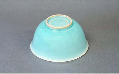有田焼 翡翠どんぶり 2個セット【梶原大敬 茂正工房】器 うつわ 和食器 食器 2個 セット ペア 青磁 翡翠 青 ブルー グリーン 手作り 手仕事 ろくろ 丼 丼ぶり 親子丼 麺鉢 うどん ラーメン シンプル 電子レンジ対応 50000円 ak043