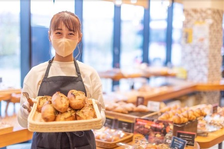 店主おまかせ訳ありロスパン18個セット パンパンパンパン