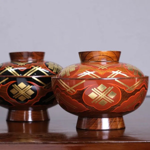 【伝統工芸品】【秀衡塗】煮物椀　秀衡雲紋（黒）けやき 拭き漆【ocy915-key-bk-1】