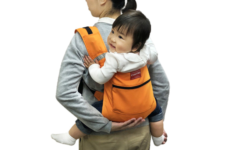 EVACKiDS 避難くん 避難用コンパクトキャリー オレンジ 避難用 緊急 災害用 保育 防災用品 防炎 抱っこ おんぶ 3歳まで リフレクター ホイッスル 74-CI